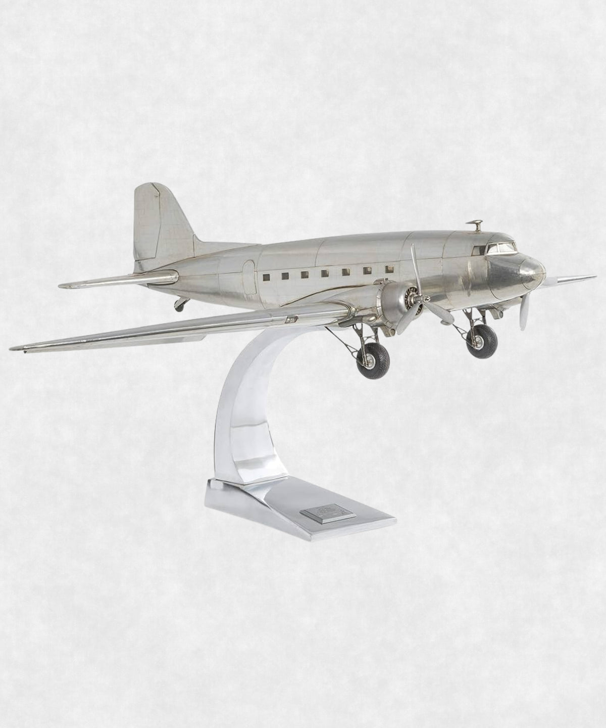 DAKOTA DC3 WITH STAND