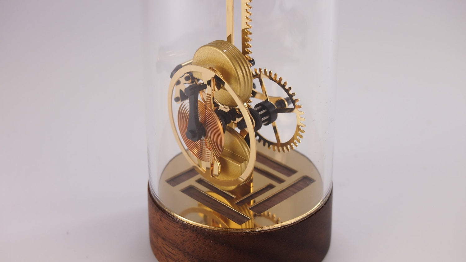 Mechanical oscilloglass Close up movement part